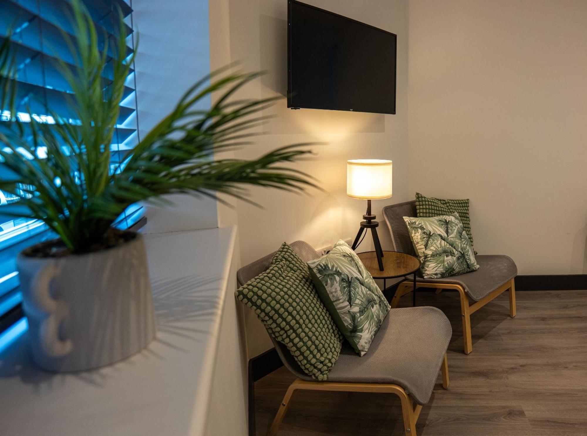 Ilkeston High End Apartments Perfect For Contractors ภายนอก รูปภาพ